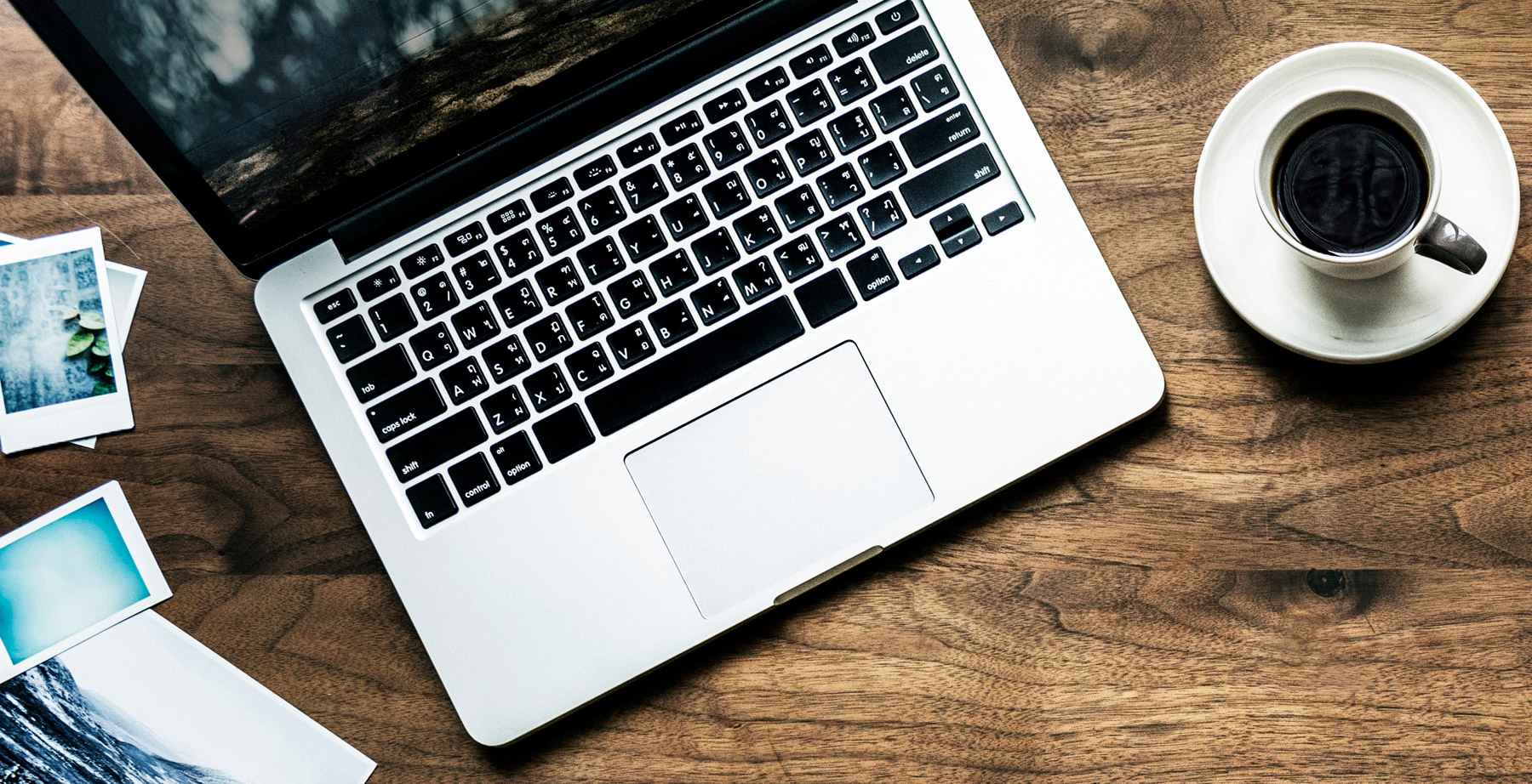 MacBook detente café